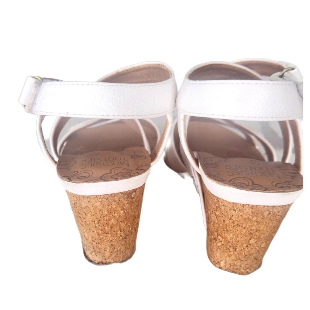 Mootsies Tootsies Tisha White Sandals Women Wedge Heel 3 " Size 7.5M STraps - Picture 2 of 12